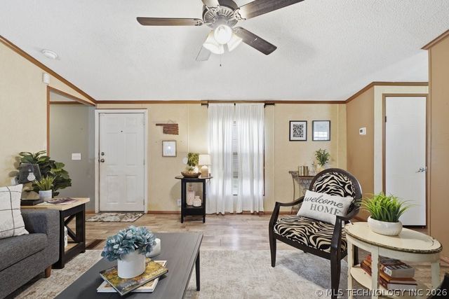 9159 Sahoma Lake Road, Sapulpa, OK 74066