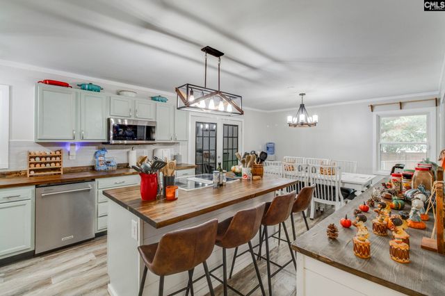 4300 N Lake Cherryvale Drive, Sumter, SC 29154