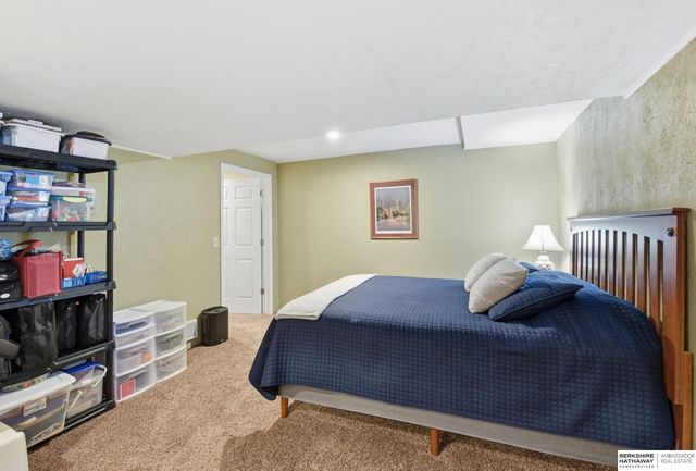 14653 Fowler Avenue, Omaha, NE 68116