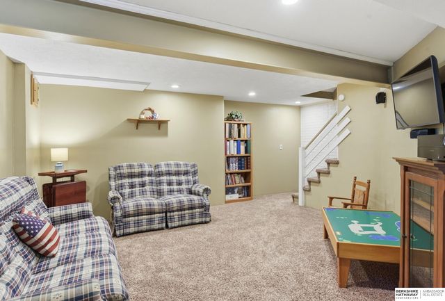 14653 Fowler Avenue, Omaha, NE 68116