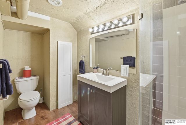 14653 Fowler Avenue, Omaha, NE 68116