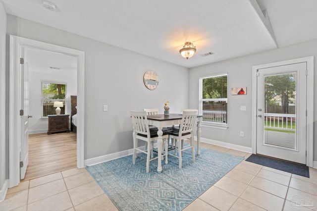 6668 Britt St, Navarre, FL 32566