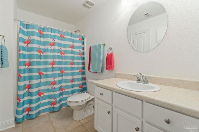 6668 Britt St, Navarre, FL 32566