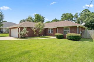 6668 Britt St, Navarre, FL 32566