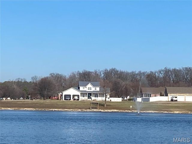 2204 Stonebrook, Dexter, MO 63841