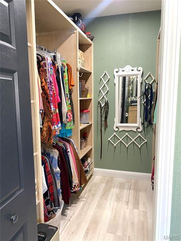 2204 Stonebrook, Dexter, MO 63841