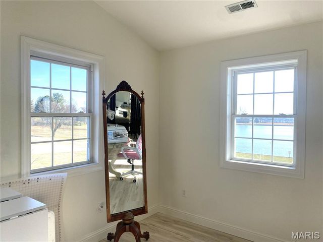 2204 Stonebrook, Dexter, MO 63841