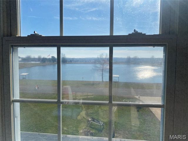 2204 Stonebrook, Dexter, MO 63841