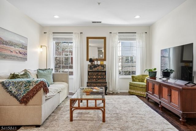 26 Church St 5, South Orange Village Twp., NJ 07079