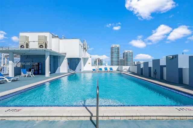 401 69th St 1001, Miami Beach, FL 33141