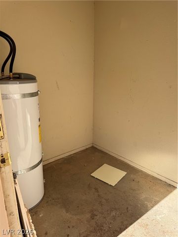 913 Sulphur Springs Lane 202, Las Vegas, NV 89128