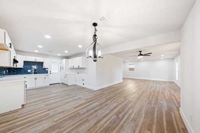 4235 Clark College Drive, Dallas, TX 75241