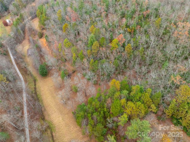 104 Robin Lane, Bryson City, NC 28713