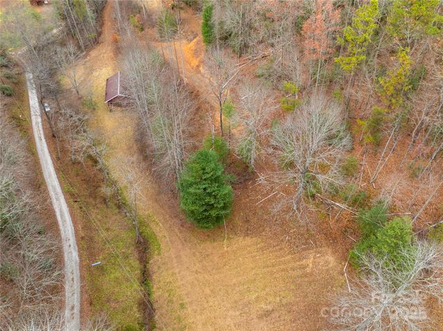 104 Robin Lane, Bryson City, NC 28713