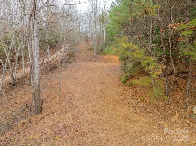 104 Robin Lane, Bryson City, NC 28713