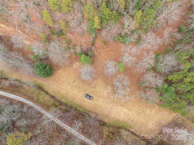 104 Robin Lane, Bryson City, NC 28713
