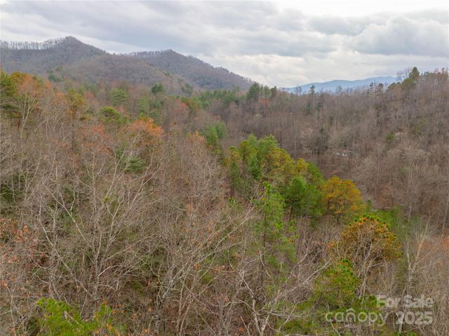 104 Robin Lane, Bryson City, NC 28713