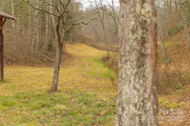 104 Robin Lane, Bryson City, NC 28713