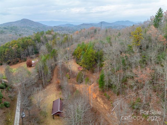 104 Robin Lane, Bryson City, NC 28713