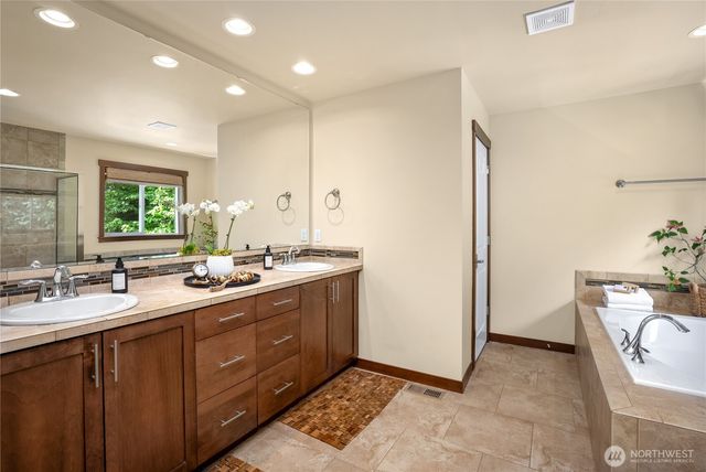 12410 80TH STREET SE, Snohomish, WA 98290