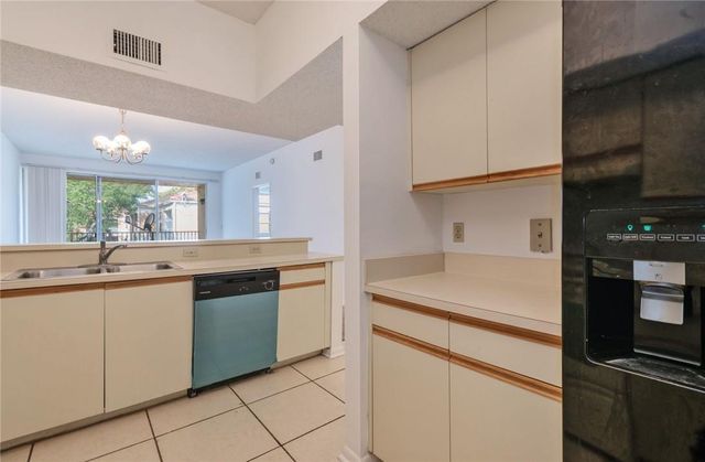 8240 NW 24th St 8240, Coral Springs, FL 33065