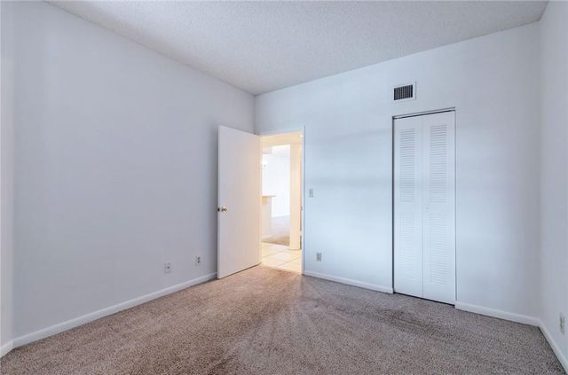 8240 NW 24th St 8240, Coral Springs, FL 33065
