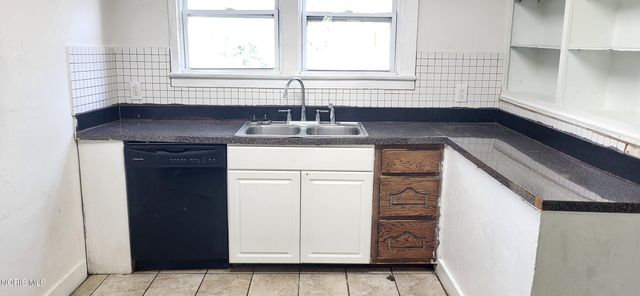 3402 N Detroit Avenue, Toledo, OH 43610
