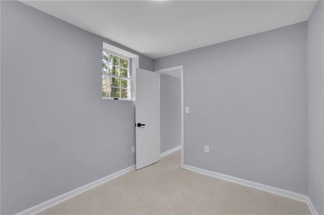 210 Suburban Drive NE, Kennesaw, GA 30144