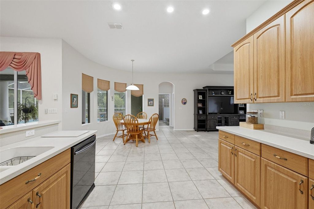 Image 14 of property listing at 16547 CROSSANDRA LANE, Spring Hill, FL 34610