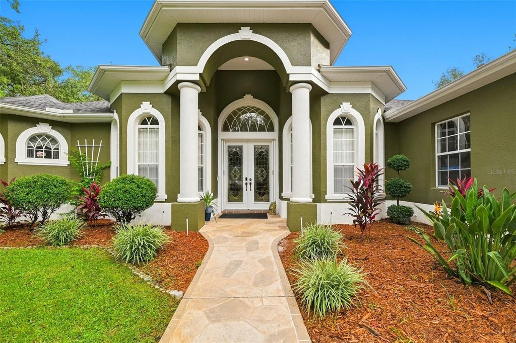 Image 3 of property listing at 16547 CROSSANDRA LANE, Spring Hill, FL 34610
