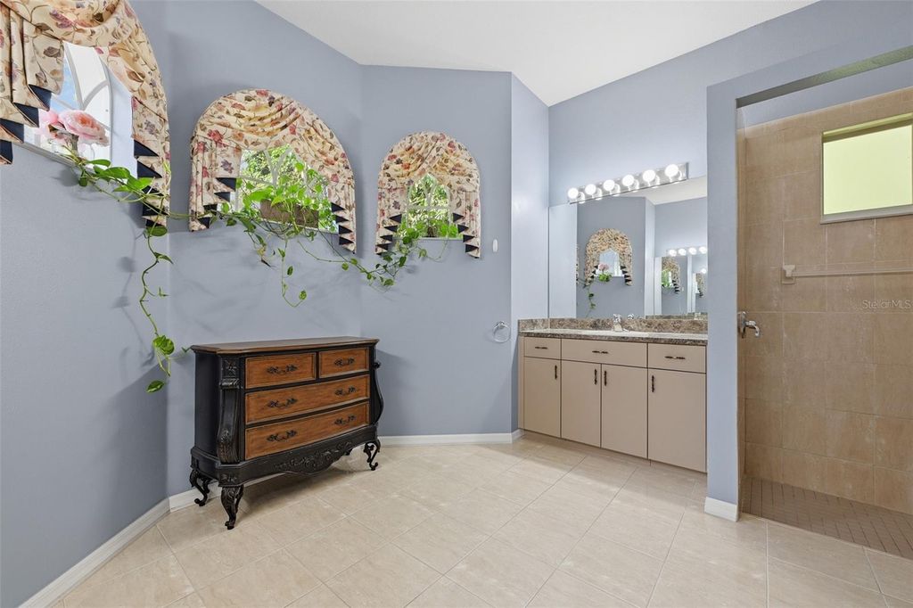 Image 34 of property listing at 16547 CROSSANDRA LANE, Spring Hill, FL 34610