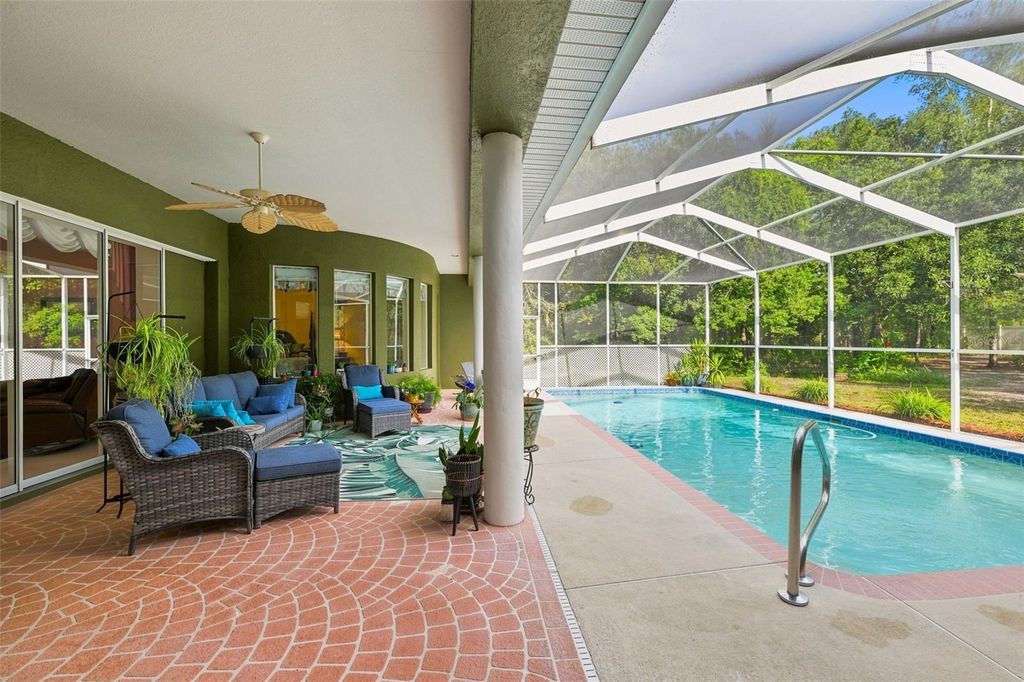 Image 38 of property listing at 16547 CROSSANDRA LANE, Spring Hill, FL 34610