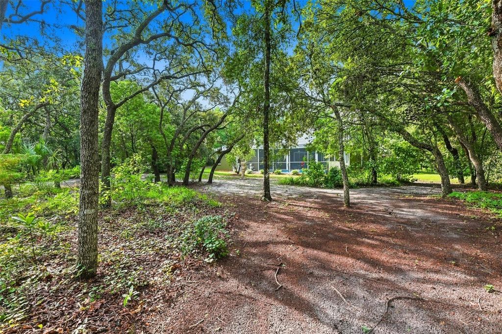 Image 47 of property listing at 16547 CROSSANDRA LANE, Spring Hill, FL 34610