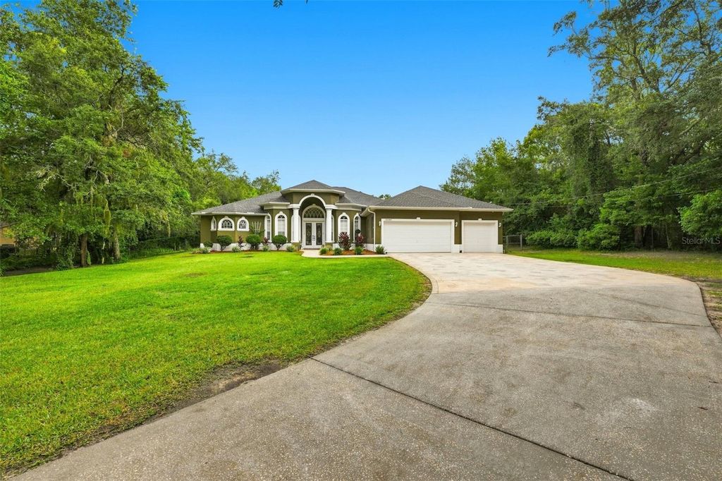 Image 52 of property listing at 16547 CROSSANDRA LANE, Spring Hill, FL 34610