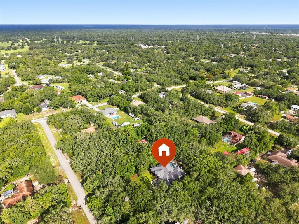 Image 59 of property listing at 16547 CROSSANDRA LANE, Spring Hill, FL 34610