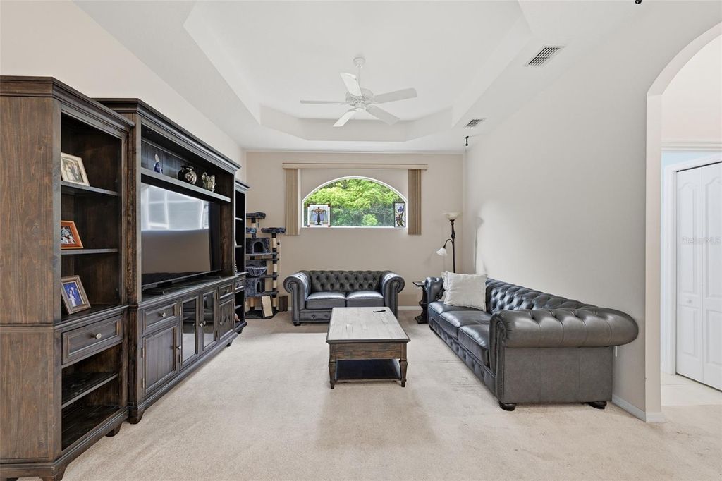 Image 10 of property listing at 16547 CROSSANDRA LANE, Spring Hill, FL 34610