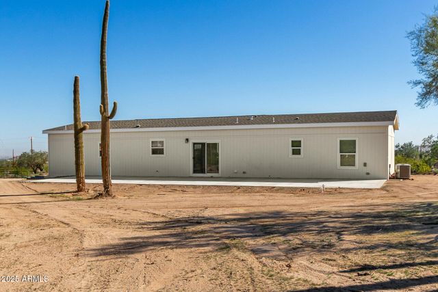 2318 S Nikki Lane S, Maricopa, AZ 85139