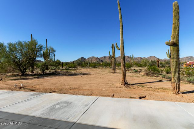 2318 S Nikki Lane S, Maricopa, AZ 85139