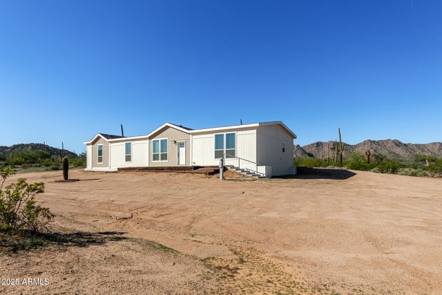 2318 S Nikki Lane S, Maricopa, AZ 85139