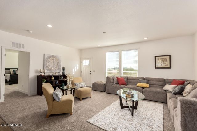 2318 S Nikki Lane S, Maricopa, AZ 85139