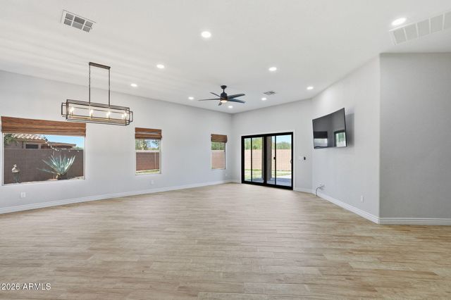 6862 E San Cristobal Way, Gold Canyon, AZ 85118