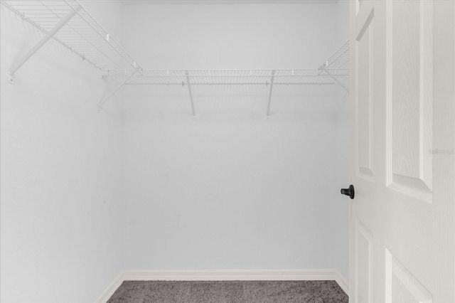 162 MALAUKA RUN, Ocklawaha, FL 32179