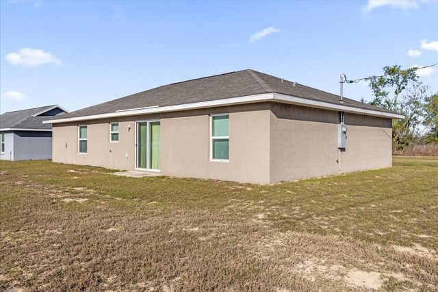 162 MALAUKA RUN, Ocklawaha, FL 32179