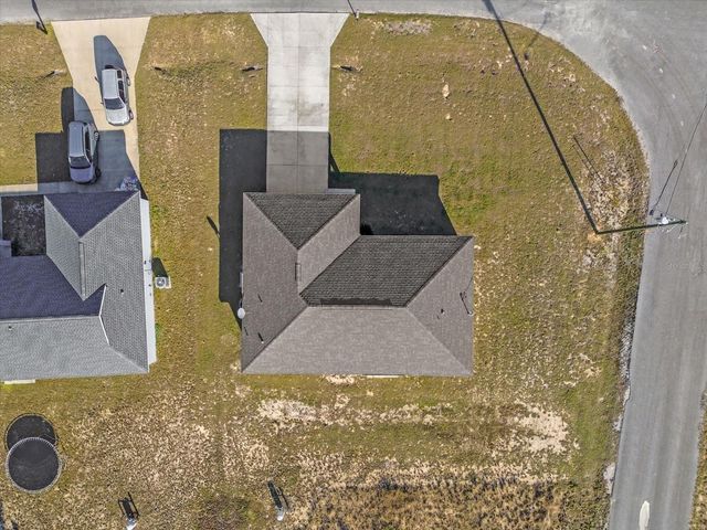 162 MALAUKA RUN, Ocklawaha, FL 32179