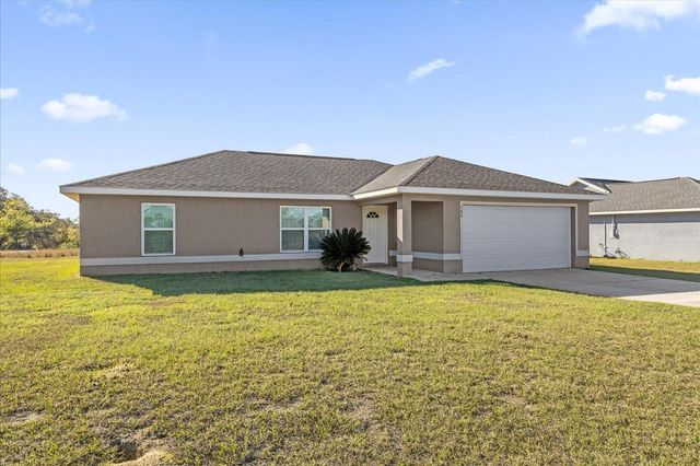 162 MALAUKA RUN, Ocklawaha, FL 32179