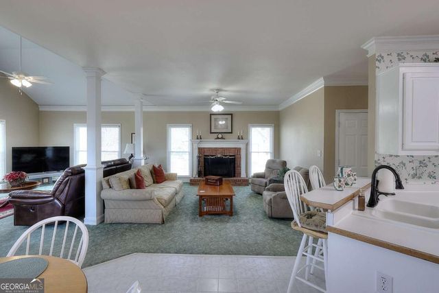 1951 Harvest Way, Loganville, GA 30052