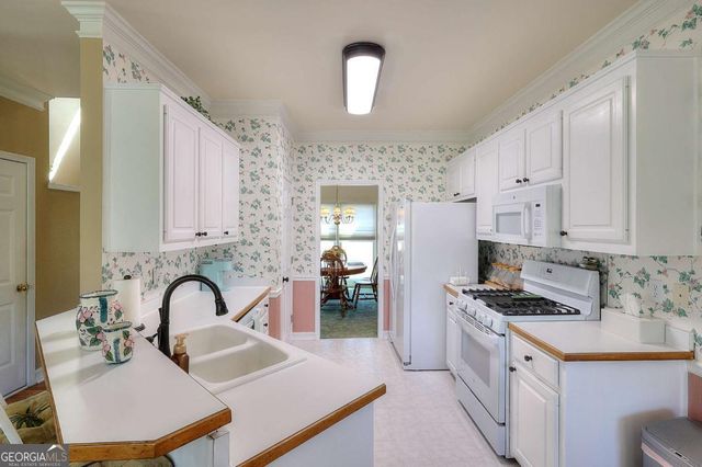 1951 Harvest Way, Loganville, GA 30052