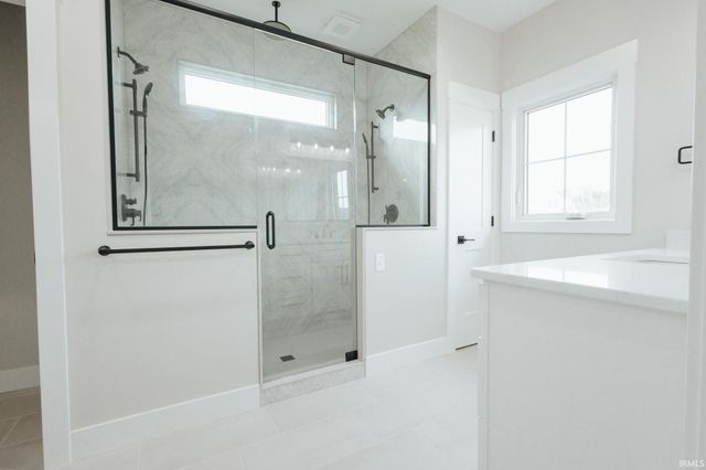 6088 Ashford Drive, Newburgh, IN 47630