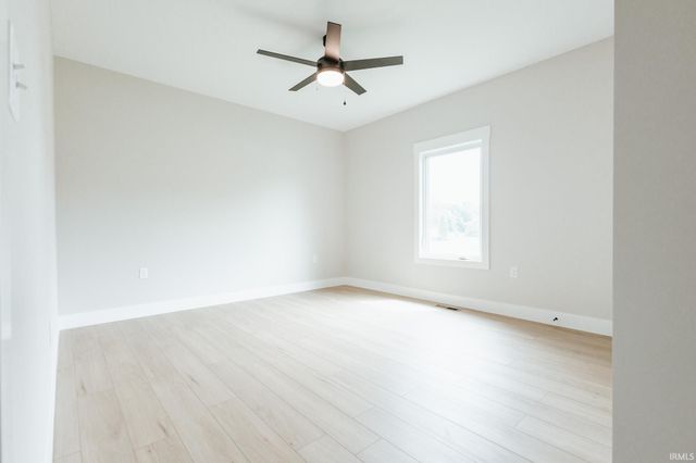 6088 Ashford Drive, Newburgh, IN 47630