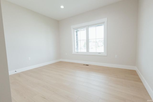 6088 Ashford Drive, Newburgh, IN 47630